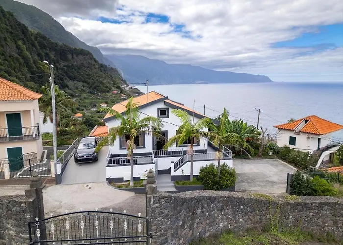 Solar Do Pico Πόντα Ντελγάδα